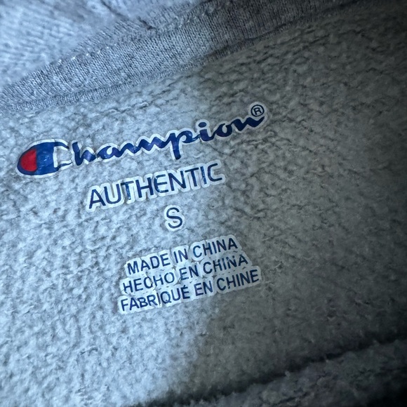 Champion hoodie - Picture 2 of 2